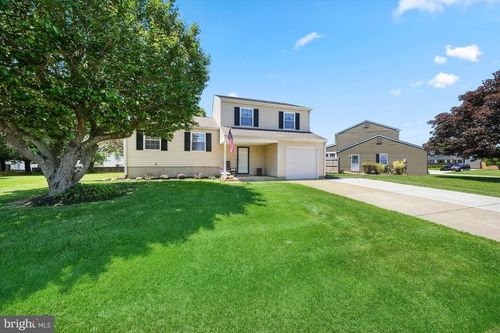 124 Estes Ct, NEWARK, DE, 19702-2830 | Card Image
