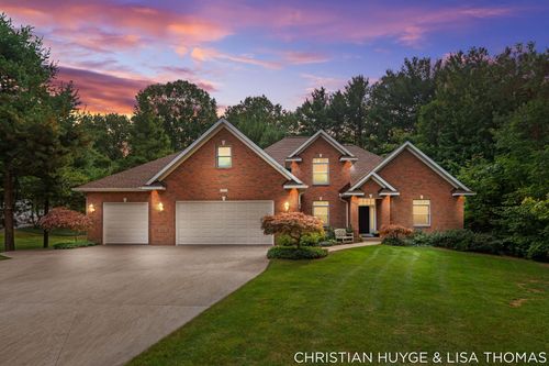 17172 Majestic Rdg, West Olive, MI, 49460-8505 | Card Image