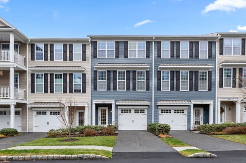 164-164 Warrington Round, Danbury, CT, 06810-5171 | Card Image