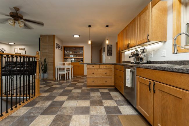 18 - Kitchen.jpg | Image 18