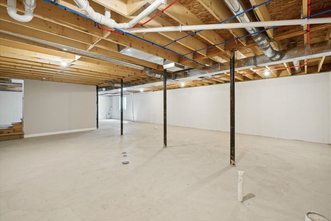 Huge Basement that has Egress | Image 20
