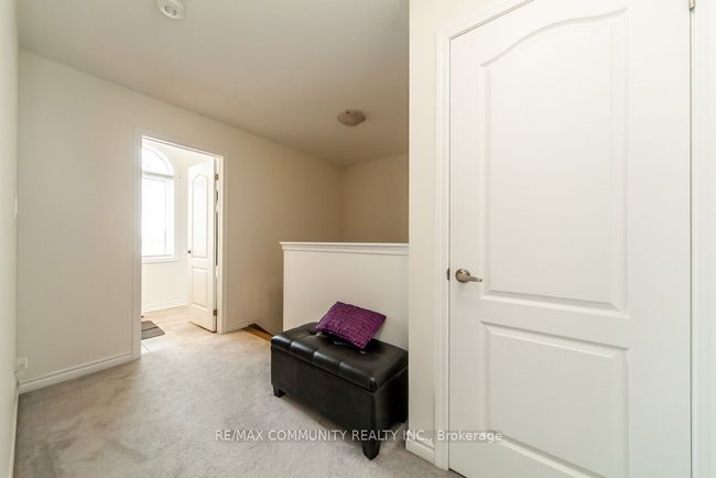 6 Westfield Dr, House attached with 3 bedrooms, 3 bathrooms and 1 parking in Whitby ON | Image 23