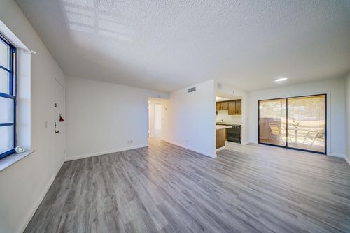 4720 Oak Terrace Dr, Greenacres, FL, 33463-3762 | Card Image