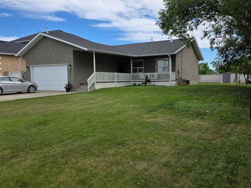 230 E 2 Avenue N, Magrath, AB, T0K1J0 | Card Image