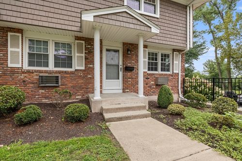 unit-d15-418 Meadow St, Agawam, MA, 01001-2275 | Card Image