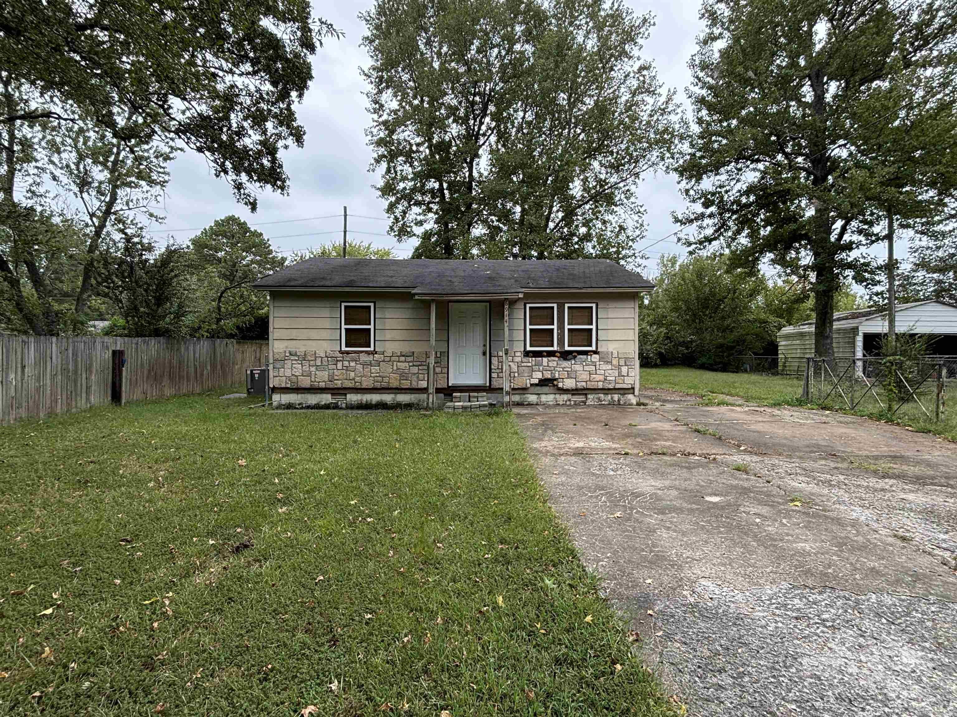 Gibson Rd, Jacksonville, AR 72076