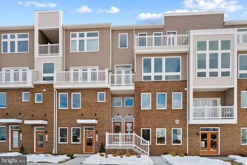 714 Iron Forge Rd, FREDERICK, MD, 21702-1597 | Card Image