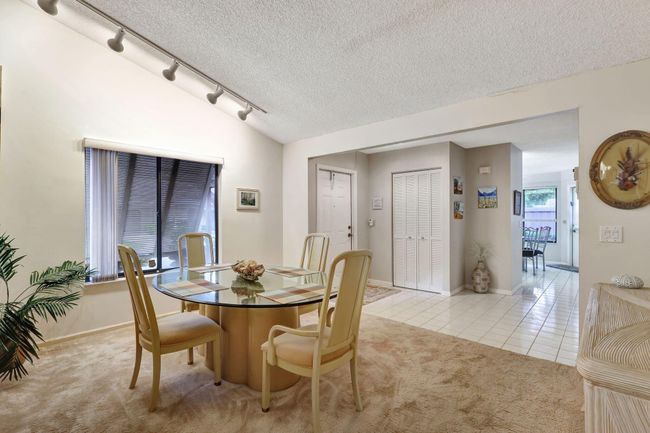 10088 Shadywood Pl, Condo with 2 bedrooms, 2 bathrooms and null parking in Boynton Beach FL | Image 13