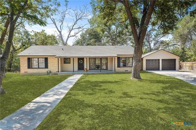 213 W Young Avenue, House other with 3 bedrooms, 2 bathrooms and null parking in Temple TX | Image 1