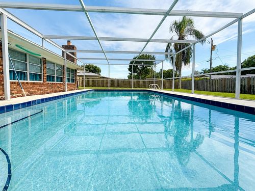 1365 29th Ave, Vero Beach, FL, 32960-3874 | Card Image