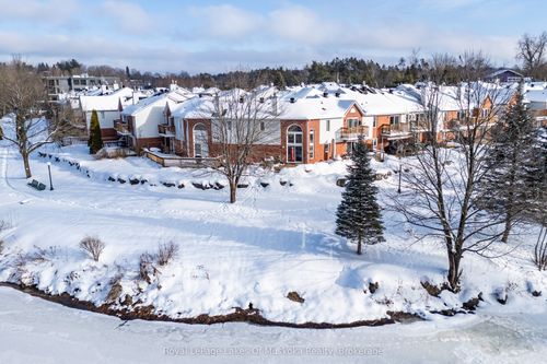 55 Shoreline Dr, Bracebridge, ON, P1L1Z3 | Card Image