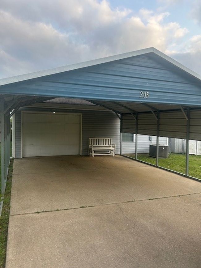 Driveway with 2 Car Carport | Image 18