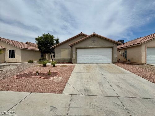 628 Carlos Julio Ave, North Las Vegas, NV, 89031-7814 | Card Image