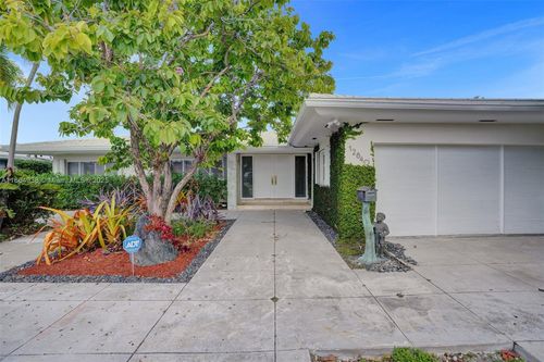 12840 Hickory Rd, North Miami, FL, 33181-2446 | Card Image