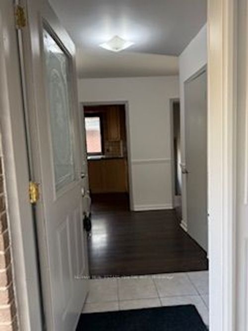 416 Lees Lane, Oakville, ON, L6L4S7 | Card Image