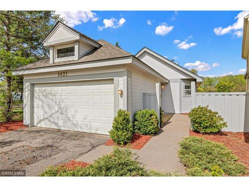 1421 Granada Trail, Oakdale, MN, 55128 | Card Image