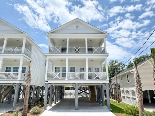 135 Sunset Dr, Murrells Inlet, SC, 29576-8713 | Card Image