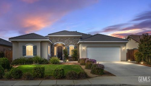 7417 Carson River Rd, Bakersfield, CA, 93311-4504 | Card Image