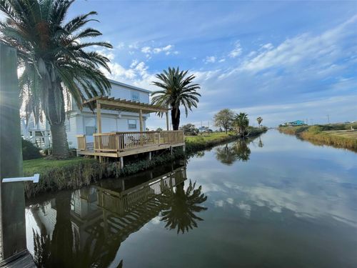 1168 N Tinkle Ln, Crystal Beach, TX, 77650 | Card Image