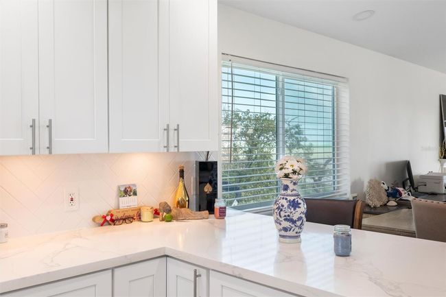 1659 Long Beach Dr, House other with 3 bedrooms, 2 bathrooms and null parking in Big Pine Key FL | Image 9
