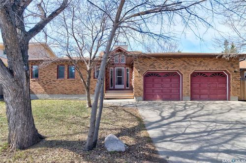 1434 Sidler Dr N, Regina, SK, S4X4A5 | Card Image