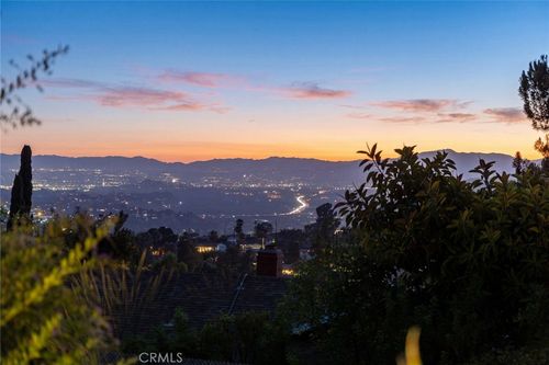 10842 Owens Pl, Tujunga, CA, 91042-1430 | Card Image