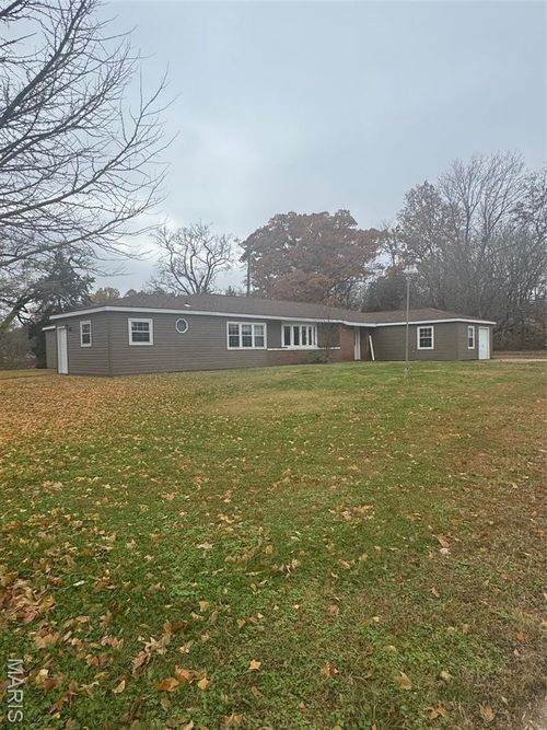 301 W Shawnee St, Bloomfield, MO, 63825-9306 | Card Image