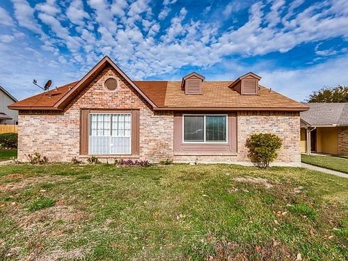 7125 Sorcey Rd, Dallas, TX, 75249-1325 | Card Image