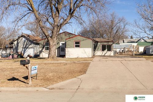 317 E 16th St, York, NE, 68467-1501 | Card Image