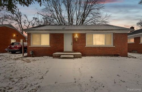 19501 Redfern St, Detroit, MI, 48219-5515 | Card Image