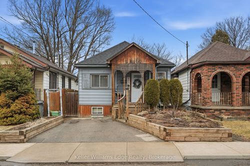 75 Cambridge Ave, Hamilton, ON, L8H1T7 | Card Image