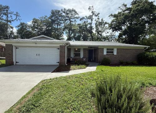 2306 W Indianhead Dr, Tallahassee, FL, 32301-5868 | Card Image