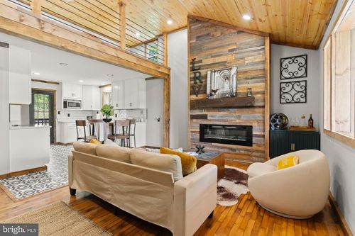 2192 Howards Lick Rd, MATHIAS, WV, 26812-8011 | Card Image