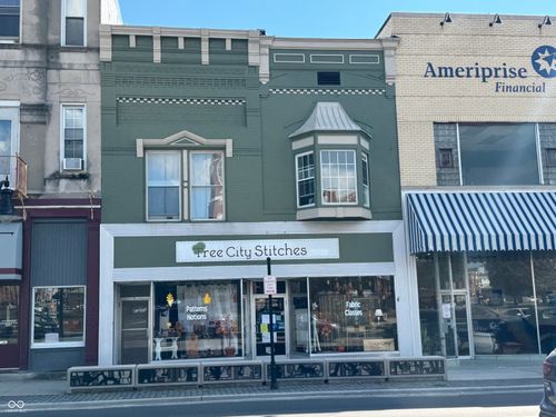 125 Main St, Greensburg, IN, 47240-2031 | Card Image