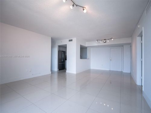 apt-912-117 Nw 42nd Ave, Miami, FL, 33126-5436 | Card Image
