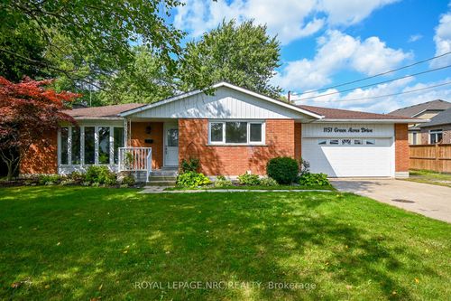 1151 Green Acres Dr, Fort Erie, ON, L2A5P2 | Card Image