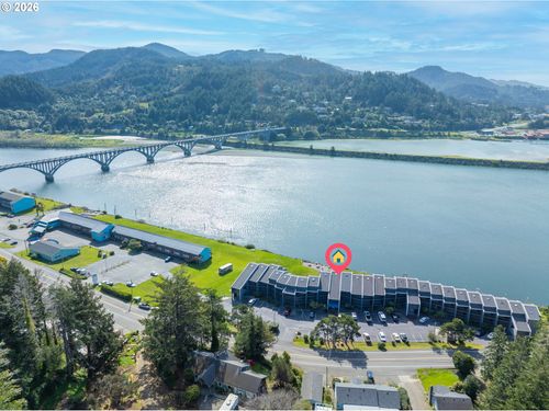 435-94304 Wedderburn Loop, Gold Beach, OR, 97444-8534 | Card Image