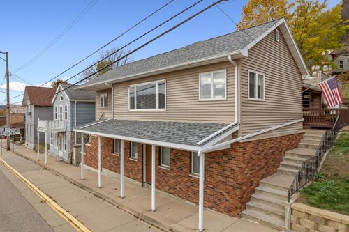 63 North St, Fountain City, WI, 54629-8718 | Card Image