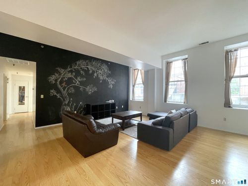 210-196 Crown Street, New Haven, CT, 06510 | Card Image