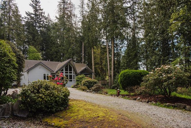1154 Flume Road, House other with 3 bedrooms, 2 bathrooms and 8 parking in Roberts Creek BC | Image 28