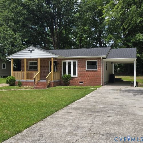 810 Luke Street, Blackstone, VA, 23824 | Card Image