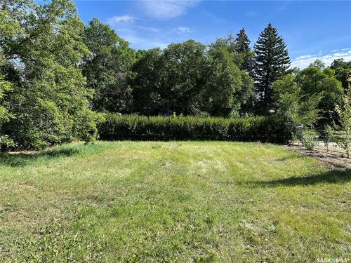 208 2nd St W, Lafleche, SK, S0H | Card Image