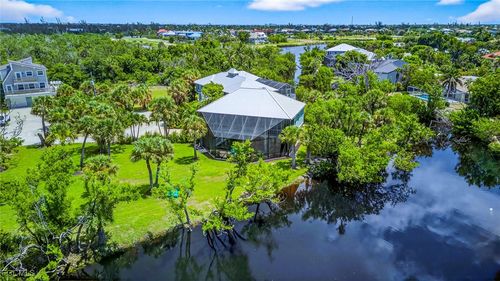 1637 Sabal Sands Rd, Sanibel, FL, 33957-6405 | Card Image