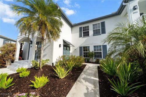 apt-101-871 Tanbark Dr, NAPLES, FL, 34108-8583 | Card Image
