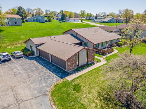 d-603 Waters Edge Dr, McHenry, IL, 60050-5067 | Card Image