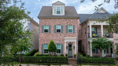 251 Green Blvd, Shenandoah, TX, 77384-4385 | Card Image