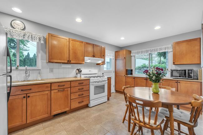 3622 Cushing Ct, House other with 3 bedrooms, 2 bathrooms and null parking in Dexter MI | Image 9