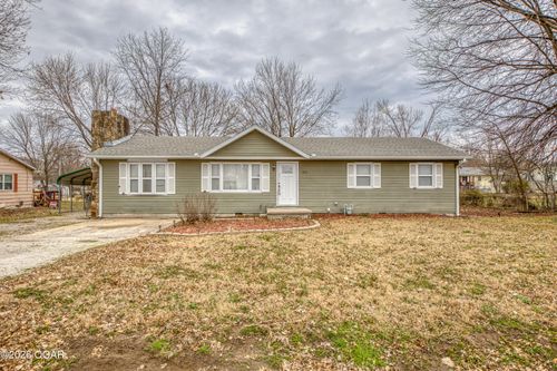 1206 E 11th St, Lamar, MO, 64759-2161 | Card Image