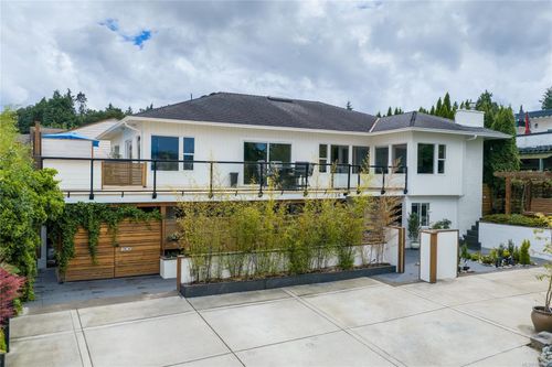 136 Maquinna Cres, Nanaimo, BC, V9S5L1 | Card Image