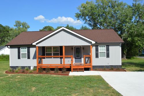 2004 Glisson Dr, Tunnel Hill, GA, 30755-7777 | Card Image